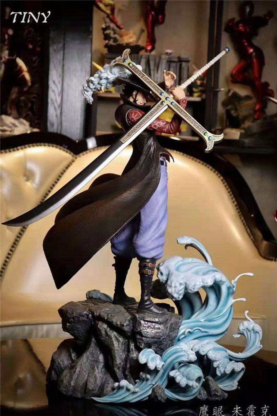Anime Tiny Studio One Piece Gk Figures | [Pre-Order] One Piece Gk Figures - Shichibukai Dracule Mihawk Gk1509 | Gk Figure