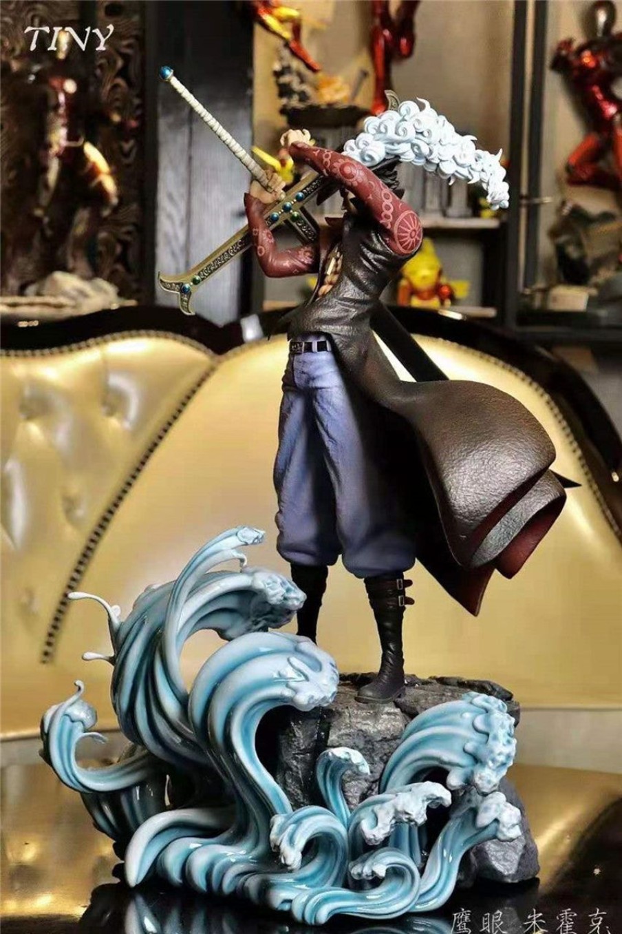 Anime Tiny Studio One Piece Gk Figures | [Pre-Order] One Piece Gk Figures - Shichibukai Dracule Mihawk Gk1509 | Gk Figure